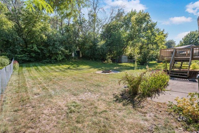 9109 Erickson Court N, Brooklyn Park, MN 55428