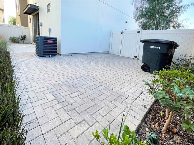 38 Ebb Tide, Newport Beach, CA 92663