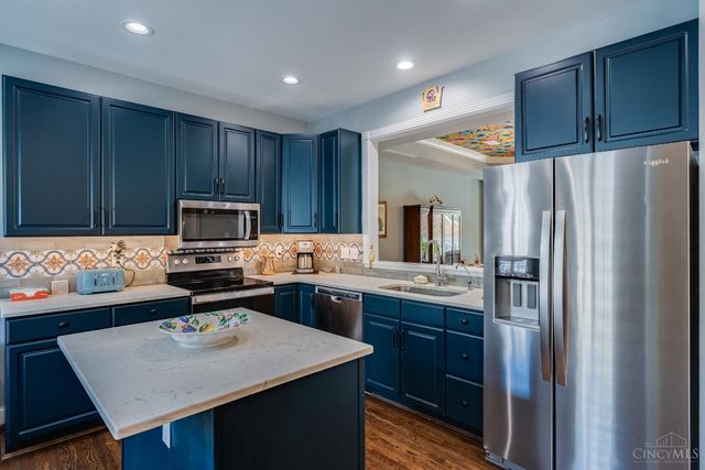 2207 Riverside Drive, Cincinnati, OH 45202