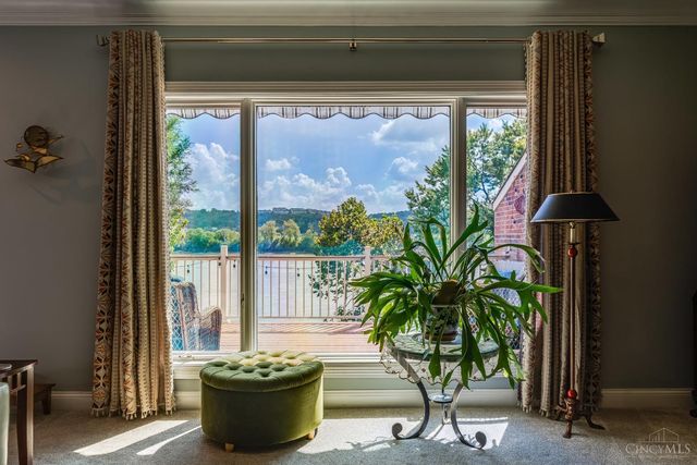 2207 Riverside Drive, Cincinnati, OH 45202