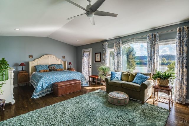 2207 Riverside Drive, Cincinnati, OH 45202