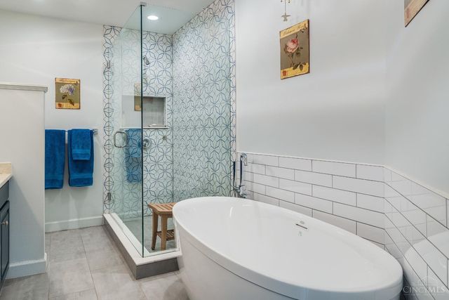 2207 Riverside Drive, Cincinnati, OH 45202