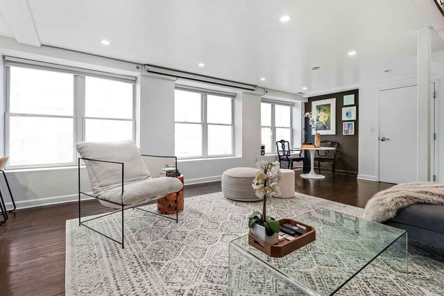 156-160 Chelsea St 104, Boston, MA 02128