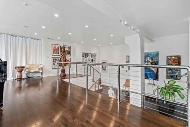 156-160 Chelsea St 104, Boston, MA 02128