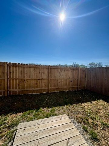 1204 Nedra Drive A, Decatur, AR 72722