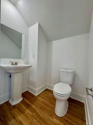 1204 Nedra Drive A, Decatur, AR 72722
