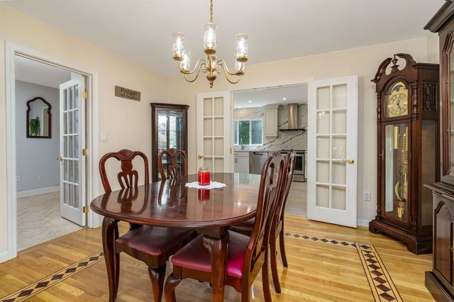 14 Blackstone Circle, Pelham, NH 03076