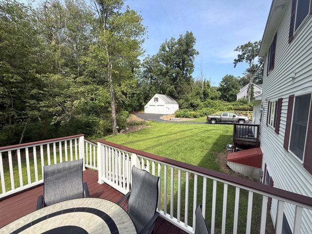 14 Blackstone Circle, Pelham, NH 03076