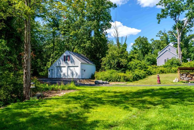 14 Blackstone Circle, Pelham, NH 03076