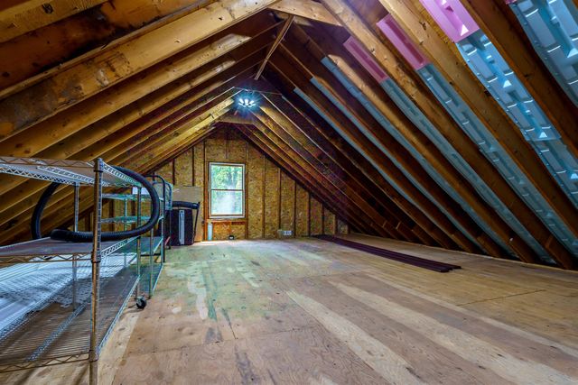 14 Blackstone Circle, Pelham, NH 03076