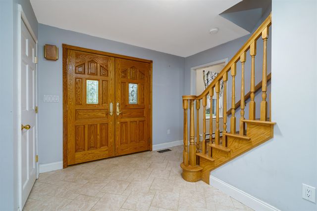 14 Blackstone Circle, Pelham, NH 03076