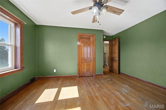 6214 Pernod Avenue, St Louis, MO 63139