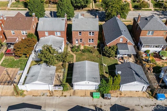 6214 Pernod Avenue, St Louis, MO 63139