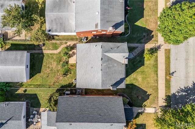 6214 Pernod Avenue, St Louis, MO 63139