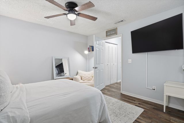 2011 N Highway 17 2200i, Mount Pleasant, SC 29466