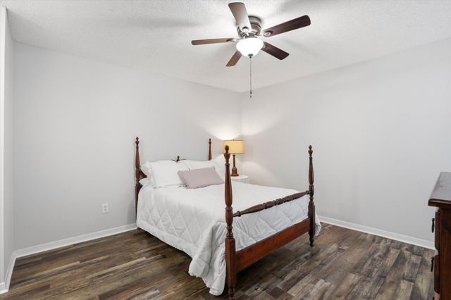 2011 N Highway 17 2200i, Mount Pleasant, SC 29466