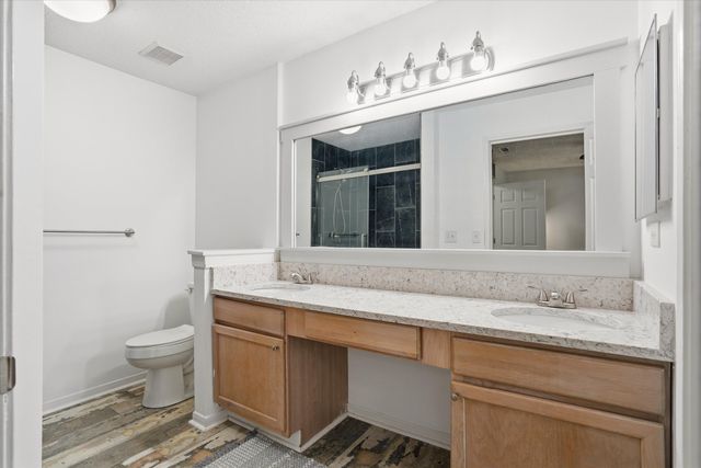 2011 N Highway 17 2200i, Mount Pleasant, SC 29466