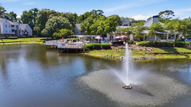 2011 N Highway 17 2200i, Mount Pleasant, SC 29466