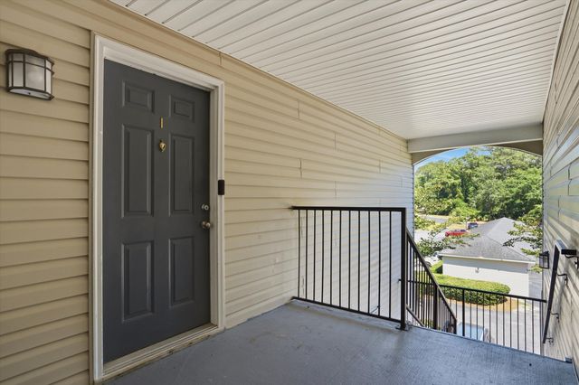 2011 N Highway 17 2200i, Mount Pleasant, SC 29466