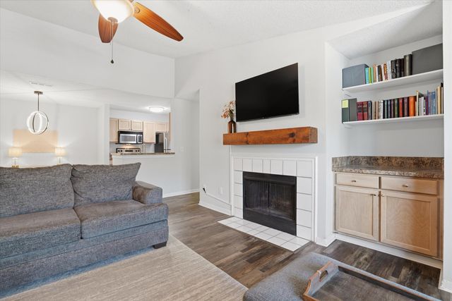 2011 N Highway 17 2200i, Mount Pleasant, SC 29466