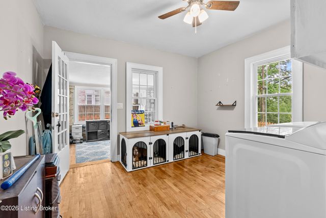 137 Eastview Dr, Taylorsville, KY 40071
