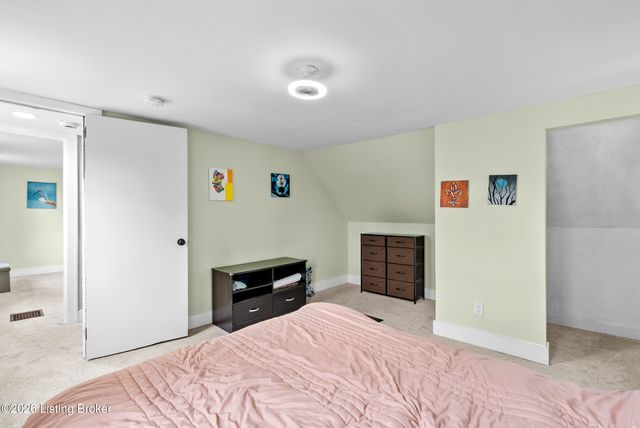 137 Eastview Dr, Taylorsville, KY 40071
