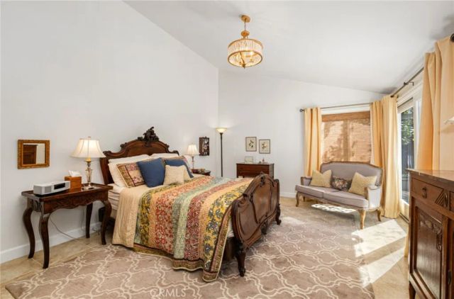 18 Shoal Drive, Corona Del Mar, CA 92625