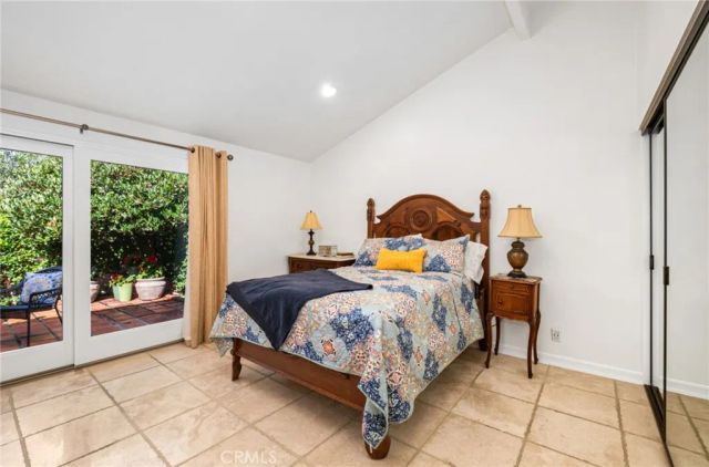 18 Shoal Drive, Corona Del Mar, CA 92625