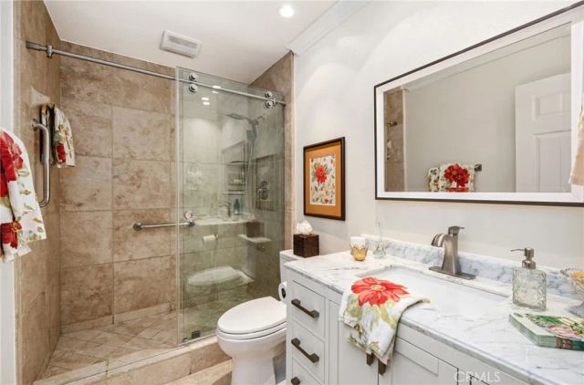 18 Shoal Drive, Corona Del Mar, CA 92625