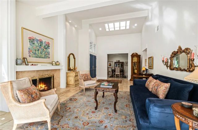 18 Shoal Drive, Corona Del Mar, CA 92625