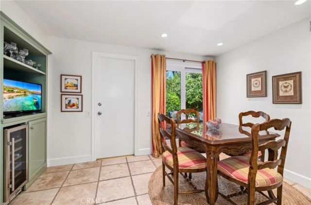 18 Shoal Drive, Corona Del Mar, CA 92625