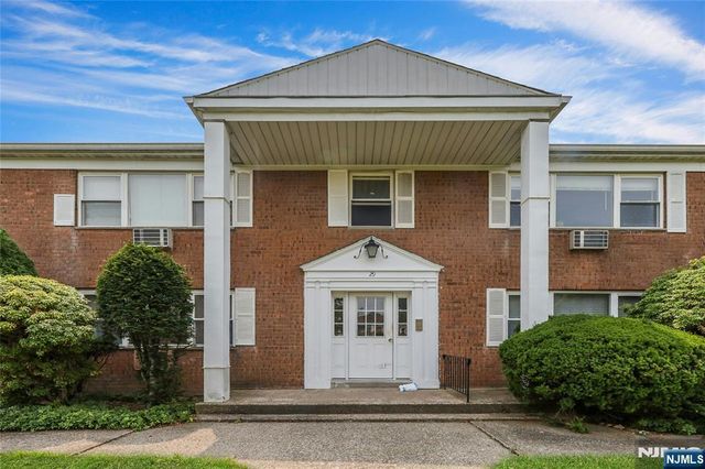 29 Rolling Ridge Road B, Montvale, NJ 07645