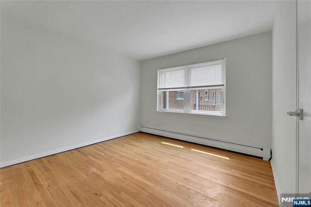29 Rolling Ridge Road B, Montvale, NJ 07645