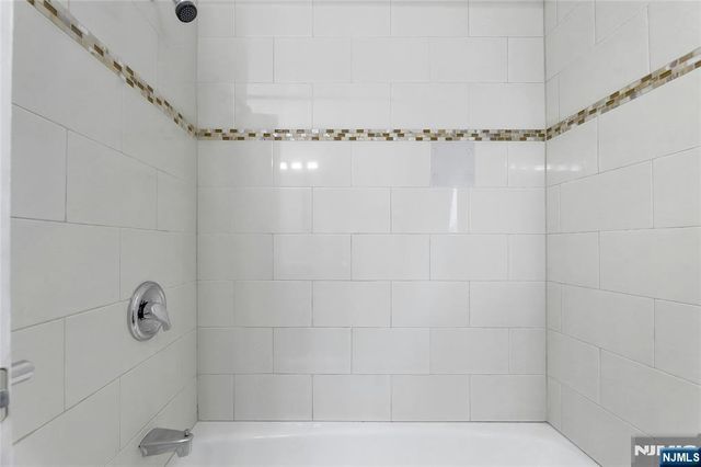 29 Rolling Ridge Road B, Montvale, NJ 07645