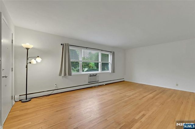 29 Rolling Ridge Road B, Montvale, NJ 07645