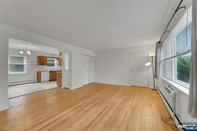29 Rolling Ridge Road B, Montvale, NJ 07645
