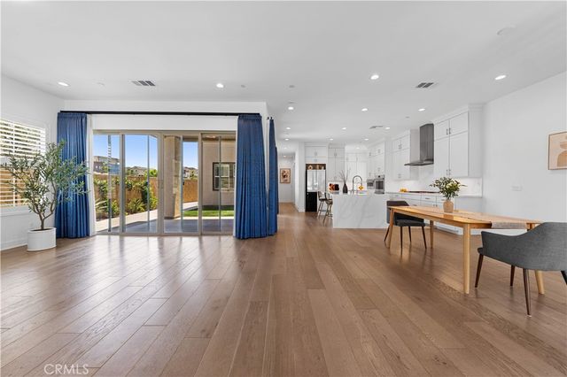 112 Sentosa, Irvine, CA 92618