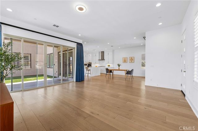 112 Sentosa, Irvine, CA 92618