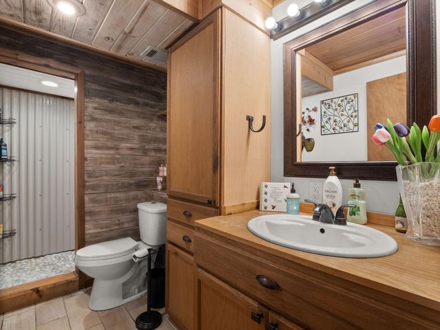 105 Gazebo Ln, Anacoco, LA 71403