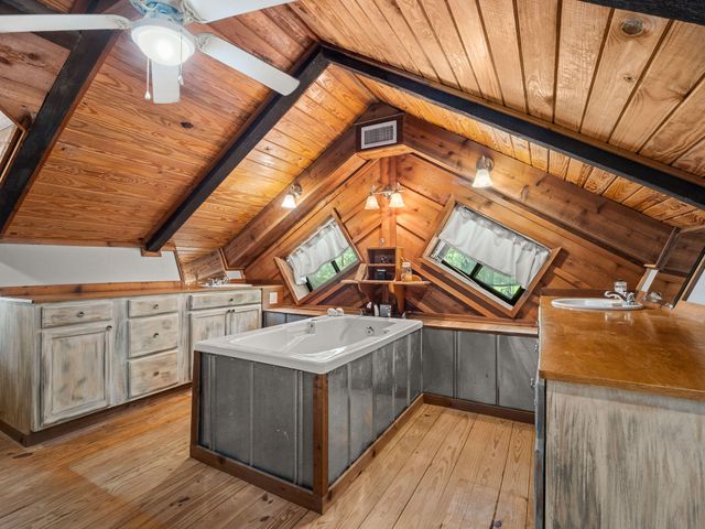 105 Gazebo Ln, Anacoco, LA 71403