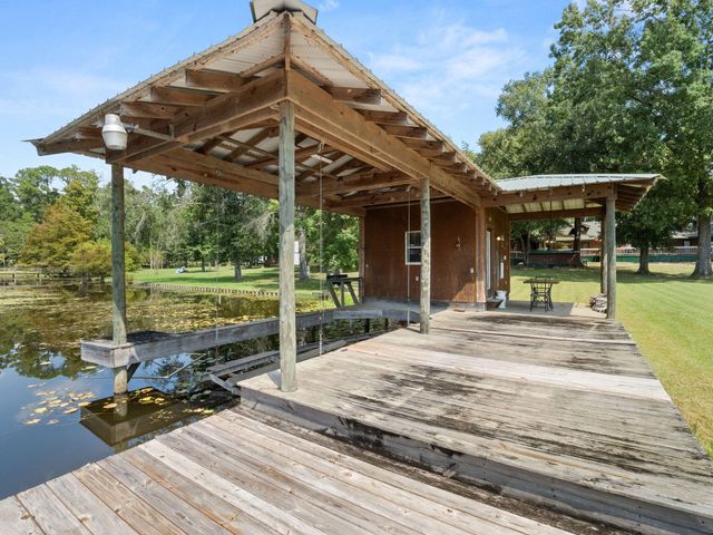 105 Gazebo Ln, Anacoco, LA 71403
