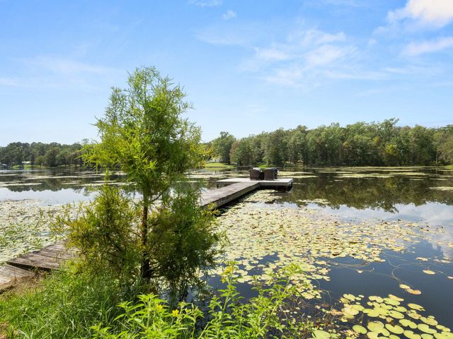 105 Gazebo Ln, Anacoco, LA 71403