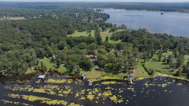 105 Gazebo Ln, Anacoco, LA 71403