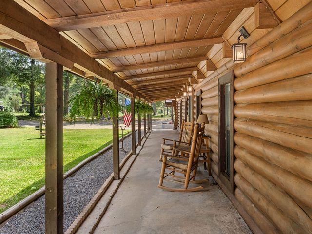 105 Gazebo Ln, Anacoco, LA 71403