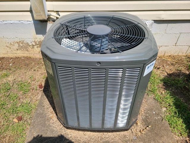 1118 E 12th Ave, Winfield, KS 67156