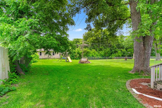 200 RACILL Court, East Peoria, IL 61611