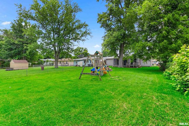 200 RACILL Court, East Peoria, IL 61611