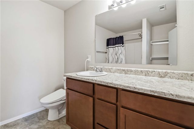 2004 S B Place, Rogers, AR 72758