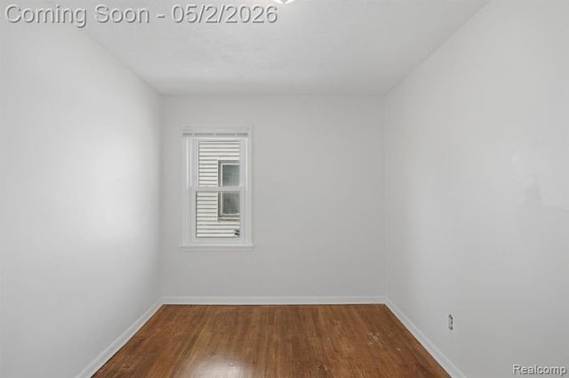 27540 Kaufman Street, Roseville, MI 48066