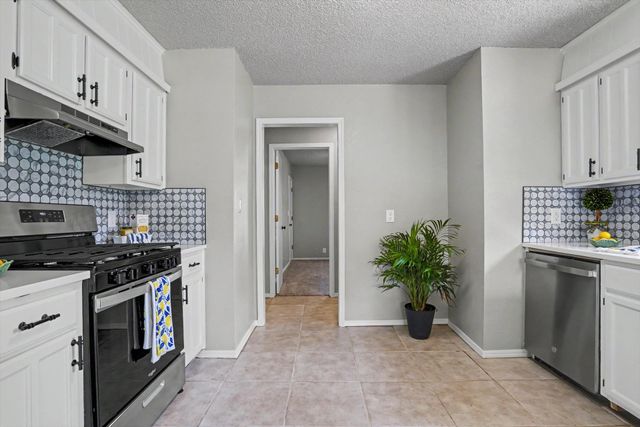 3028 W 69th Street, Tulsa, OK 74132